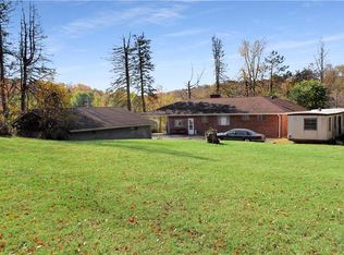 1 Park Ave, Burgettstown, PA 15004