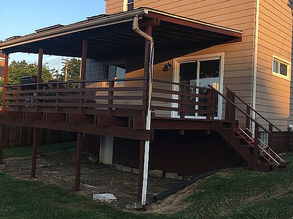 Rear deck