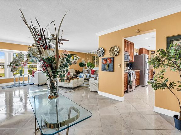 5th image of 6611 NW 20th St