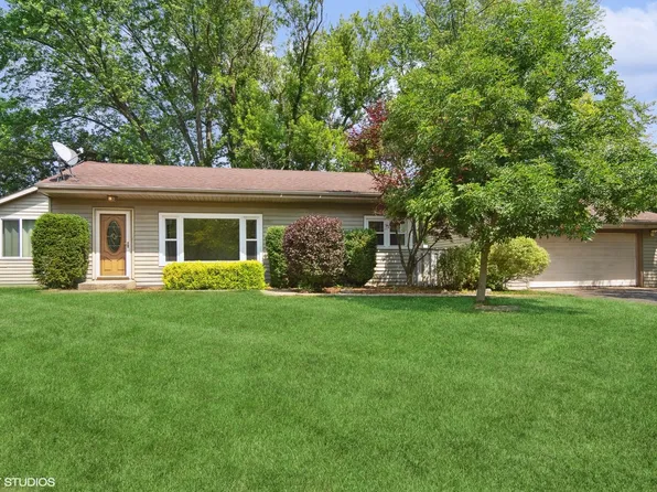 34955 N Park Dr, Ingleside, IL 60041