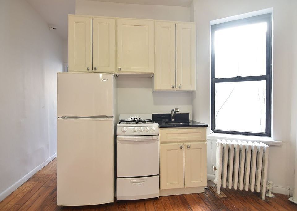 1st image of 118 E 102nd St APT 5c