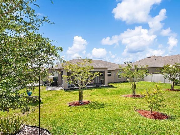 3rd image of 444 Lake View Way
