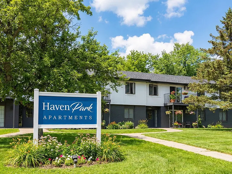 Haven Park Apartments — Photo 14