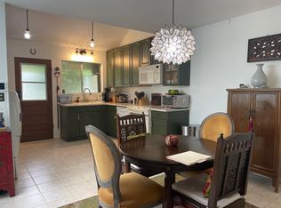 553-8 Pepeekeo St, Honolulu, HI 96825