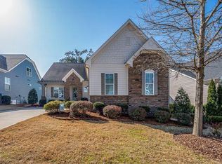 8048 Brandyapple Dr, Raleigh, NC 27615