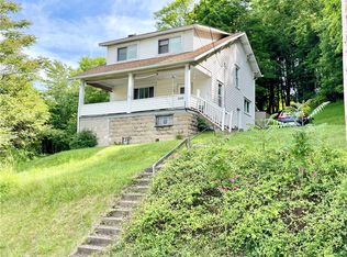 208 S Pennsylvania Ave, Apollo, PA 15613