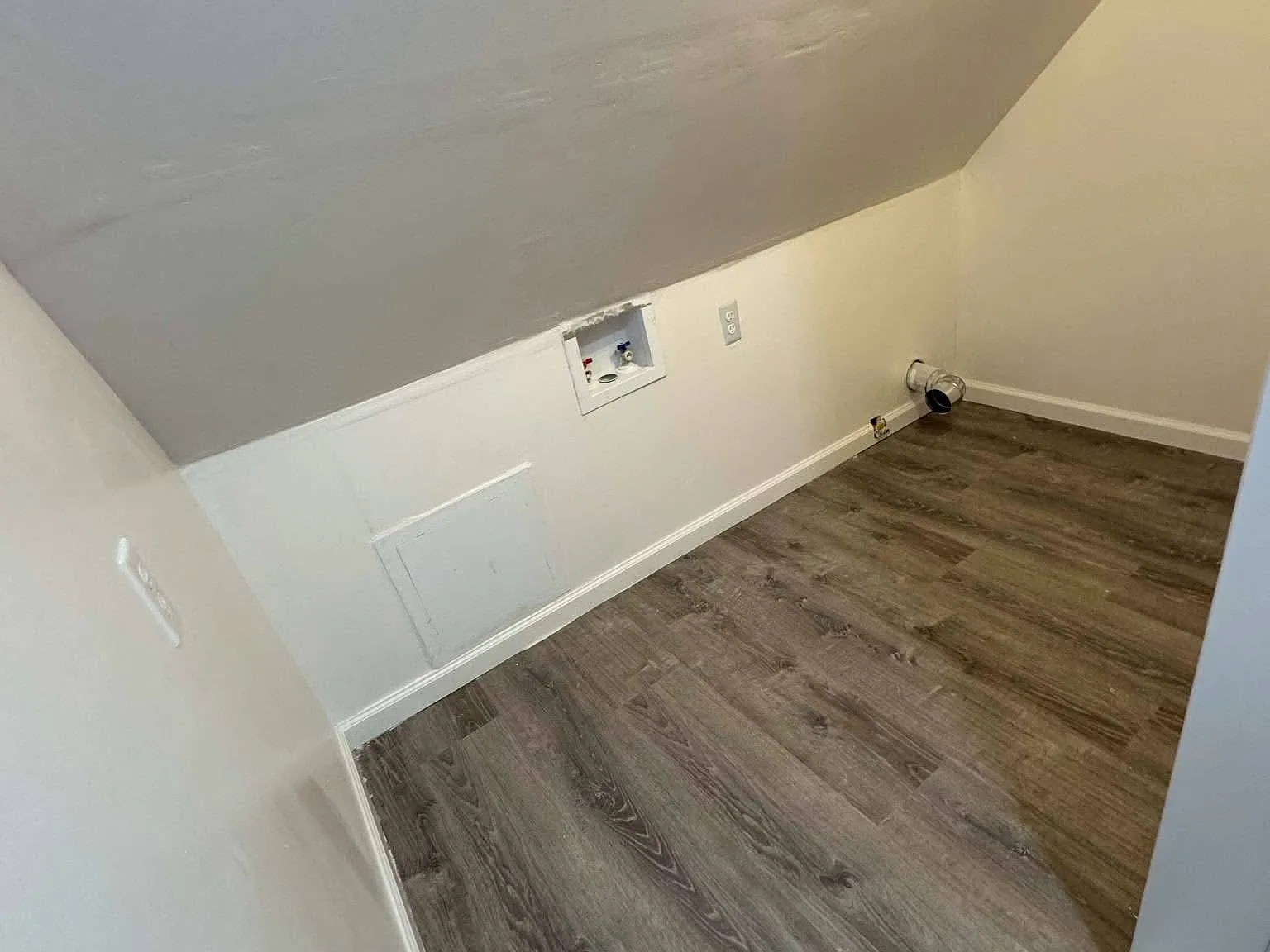 2 bed, 900 sqft, $950 — Photo 1