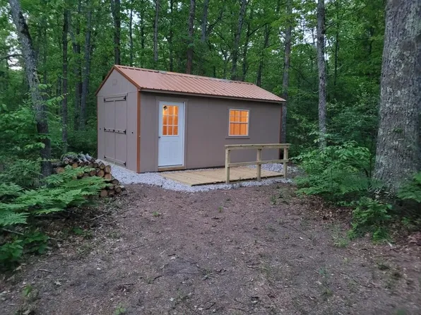 4971 W 11 1/2 Mile Rd, Irons, MI 49644