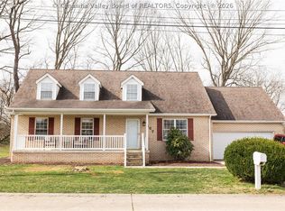 107 Woodbend Cv, Winfield, WV 25213