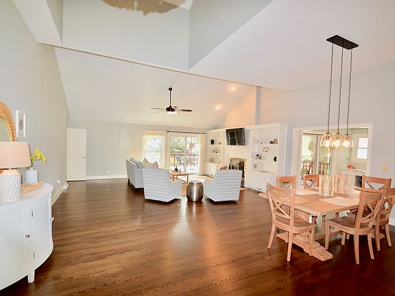 2nd image of 1335 Outreach Ln