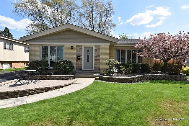 1st image of 10927 Windsor Dr