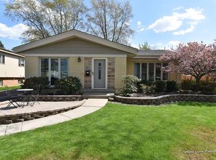 10927 Windsor Dr, Westchester, IL