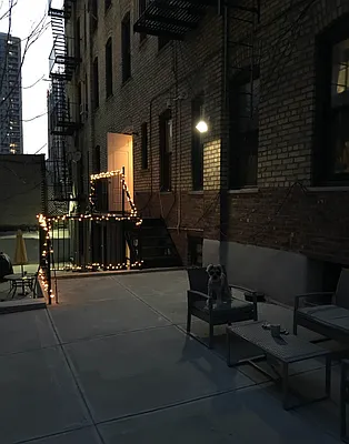 Rented by Zjama Realty Corp | media 28