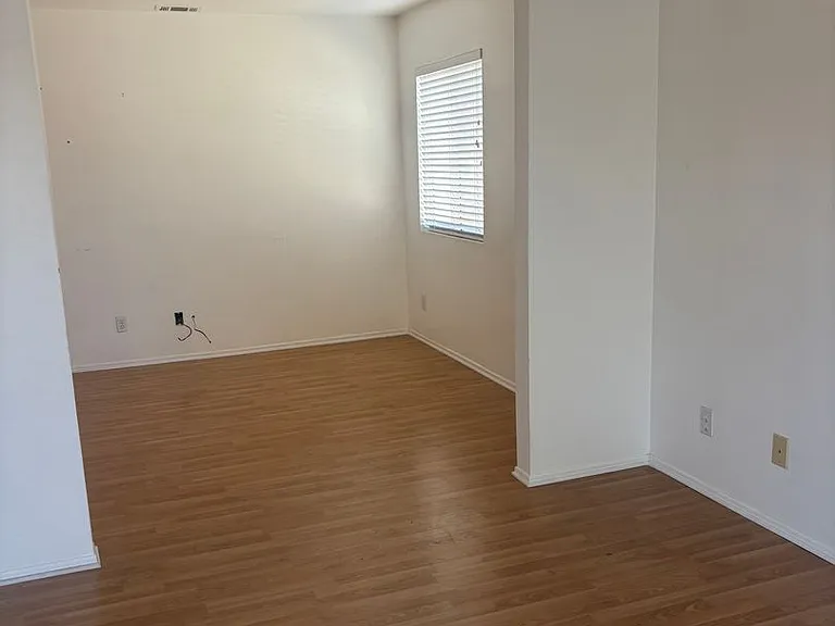 12481 Pacoima Rd — Photo 18