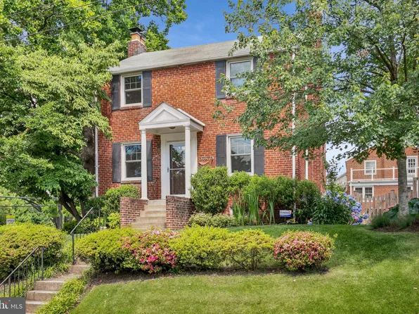 5747 18th St N, Arlington, VA 22205