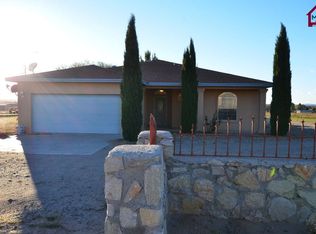 9044 Roswell St, Mesilla Park, NM 88047