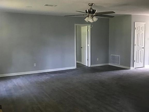 5th image of 147 S Ramblewood Dr