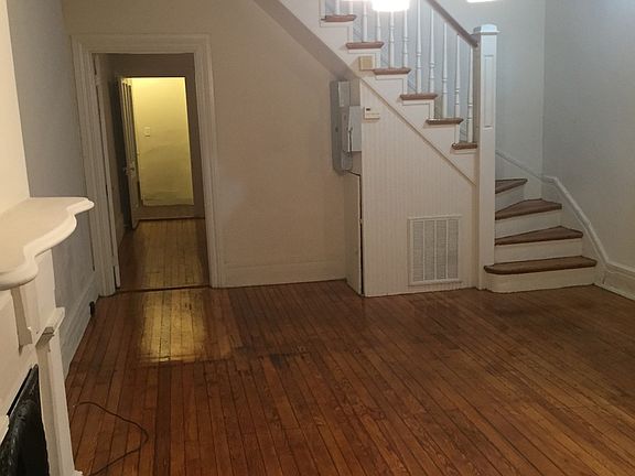 3rd image of 418 W Marshall St