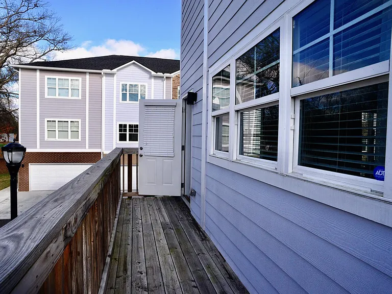 2008 Ocean Dr NW #2008 — Photo 16