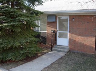 657 Middle Ct #15, Chelsea, MI 48118