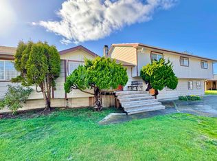 1560 El Monte Rd, Crescent City, CA 95531