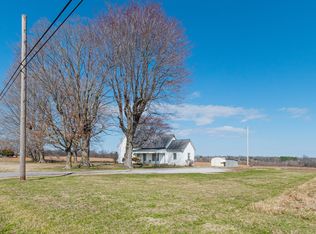 1294 S Russell St, Portland, TN 37148