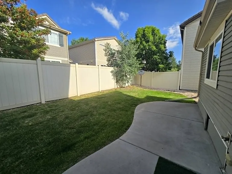 3912 Blackwood Ln — Photo 4