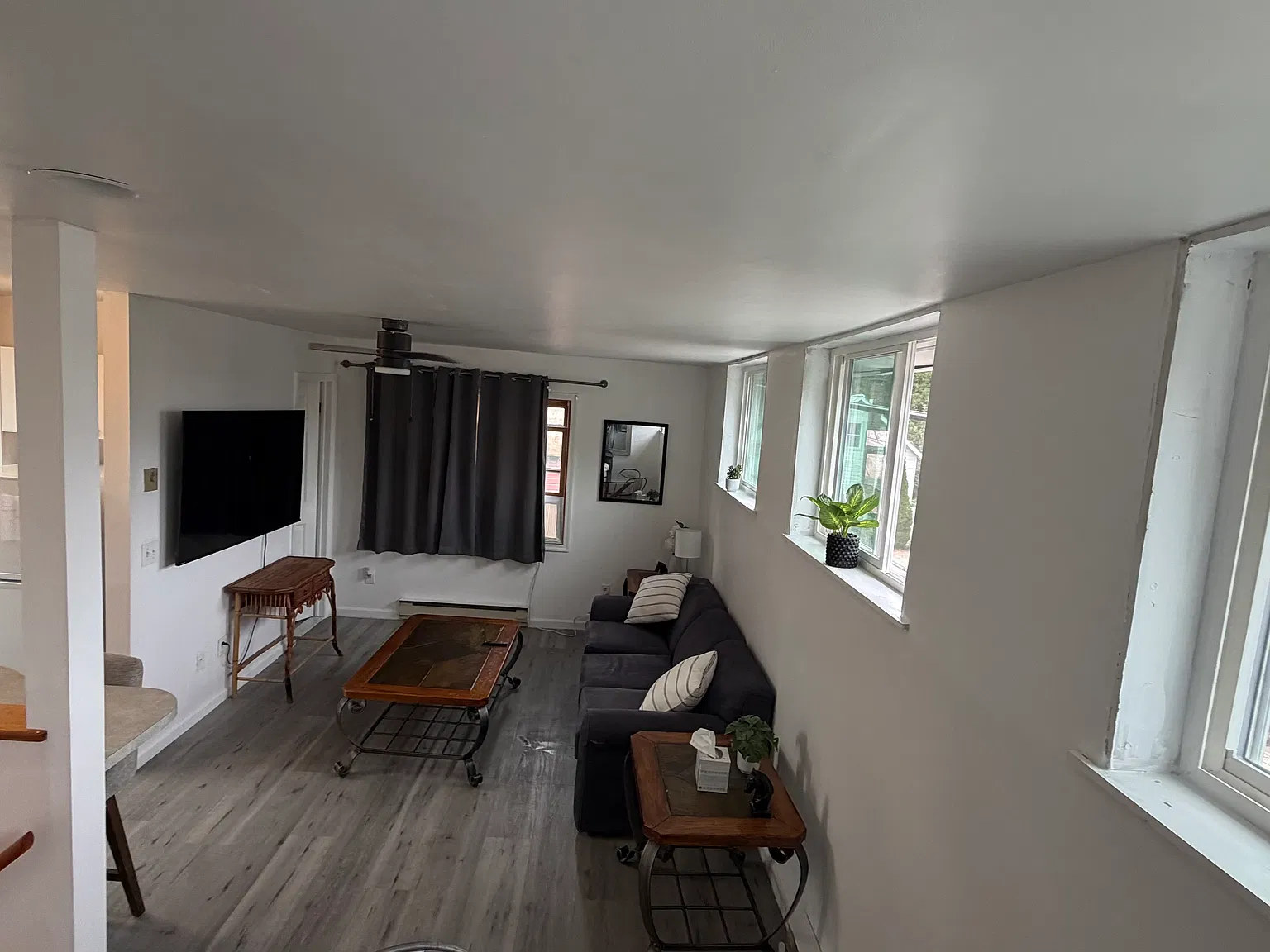 2 bed, 900 sqft, $1,800 — Photo 3