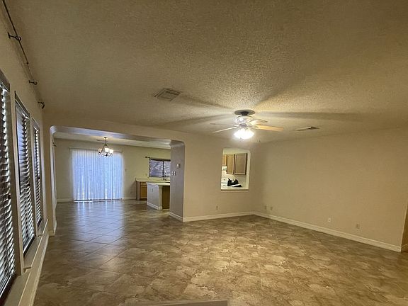 2nd image of 12019 Lodge Arbor