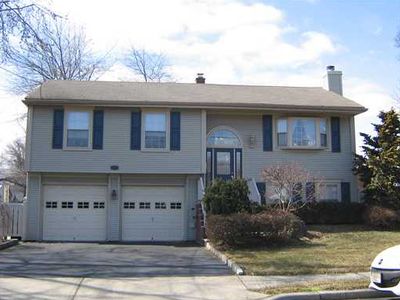 109 N Grant Ave, Colonia, NJ, 07067
