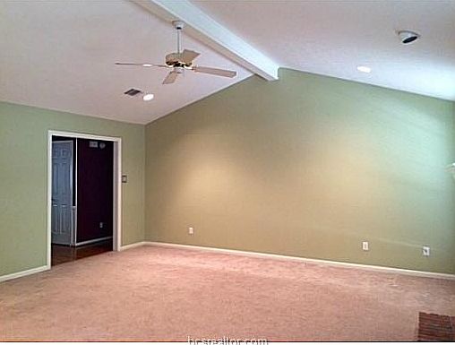 4th image of 3008 Durango St