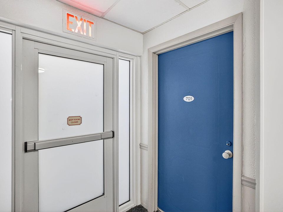 1st image of 3333 NE 34th Street #701