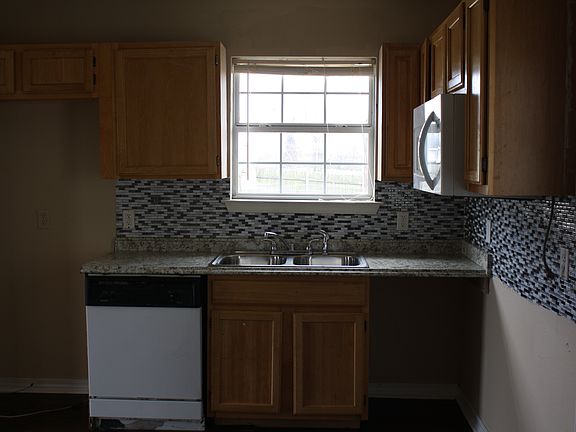 3rd image of 9108 N Chante Ct