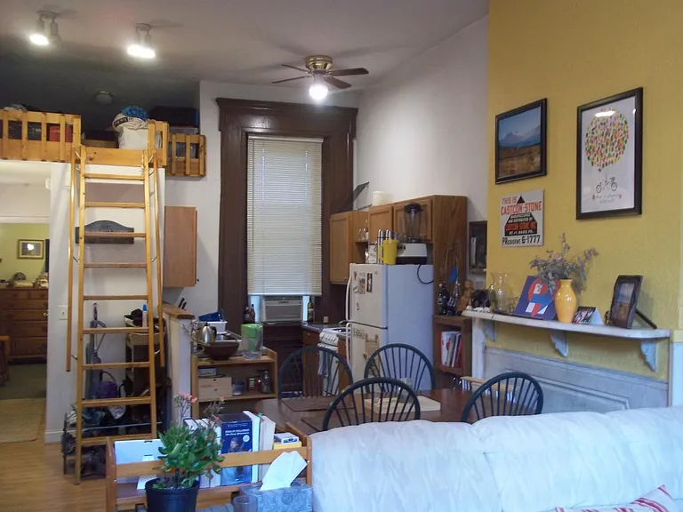 1625 Wallace St #1F — Photo 9