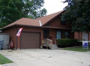 307 N 13th Pl, Norfolk, NE 68701