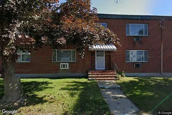 293 Riverside Dr — Photo 1