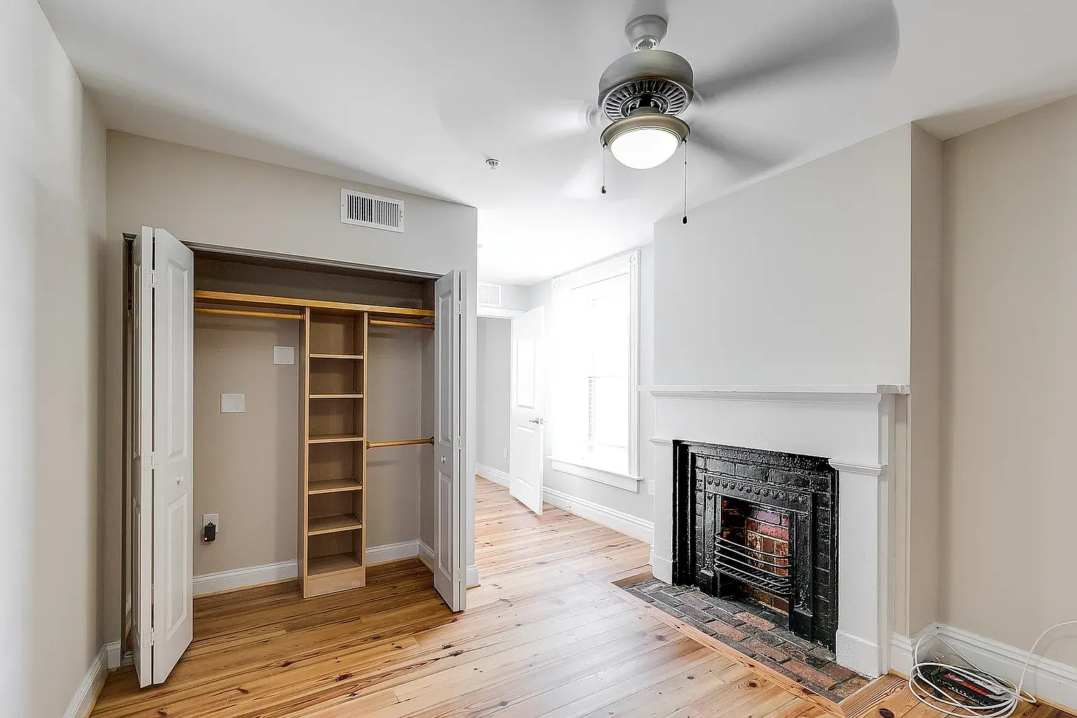 1710 Lofts — Photo 4
