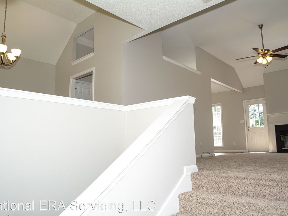 1st image of 157 River Park Cir