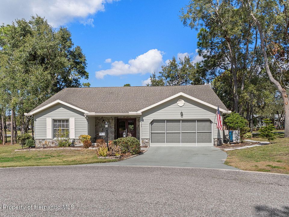 1st image of 2199 Carriage Ln
