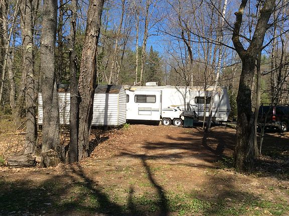 Back side/corner lot 2 drive