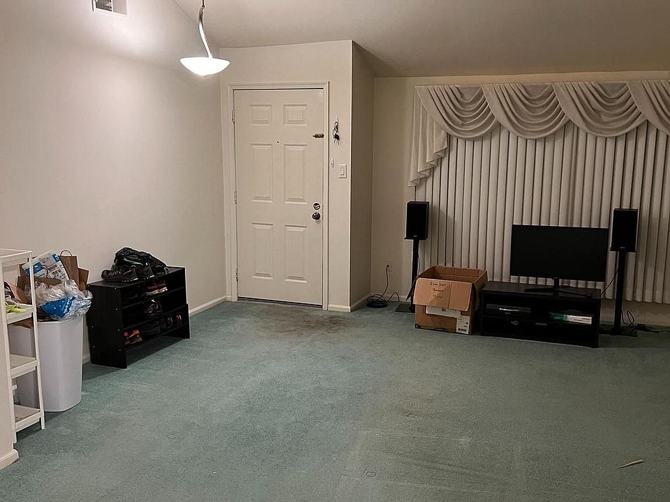 81 Banbury Ct, Holland, PA 18966 Zillow
