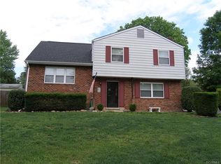 800 Whiffletree Rd, North Chesterfield, VA 23236