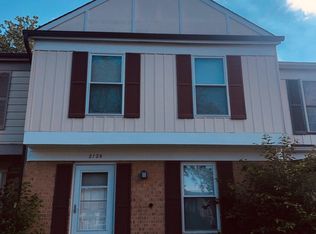 2125 Monaghan Dr, Herndon, VA 20170