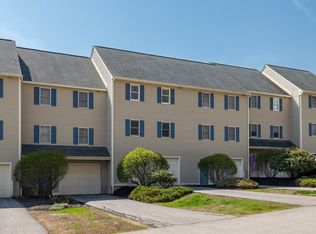 4 Fords Landing Drive #4, Dover, NH 03820