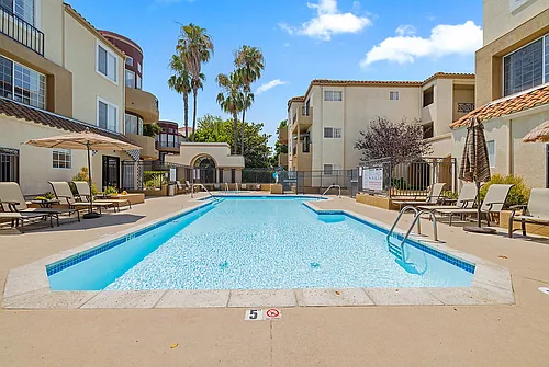 Regency at Encino Photo 1