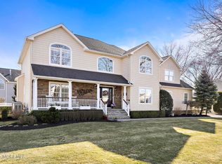 42 Mohican Ave, Oceanport, NJ 07757