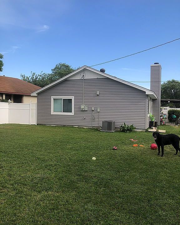 2nd image of 4606 Stone Ridge Dr