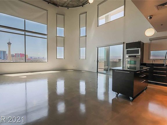 2nd image of 900 Las Vegas Blvd S Unit 1503