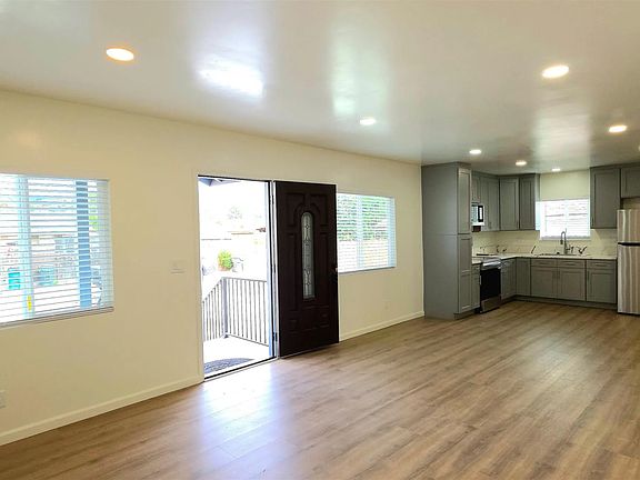 5th image of 8836 Valencia St