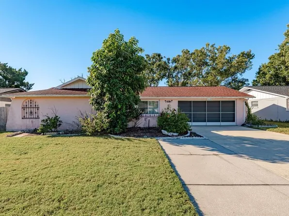 7216 Embassy Blvd, Port Richey, FL 34668